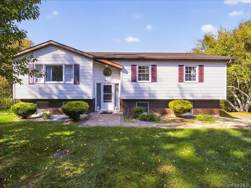 50 Cunningham Lane Poughquag NY 12570