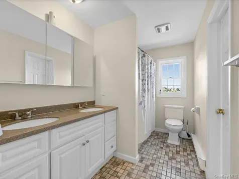 50 Cunningham Lane Poughquag NY 12570