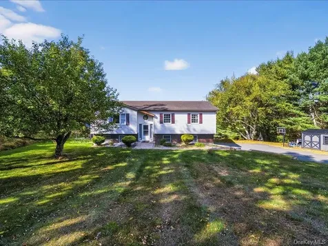 50 Cunningham Lane Poughquag NY 12570