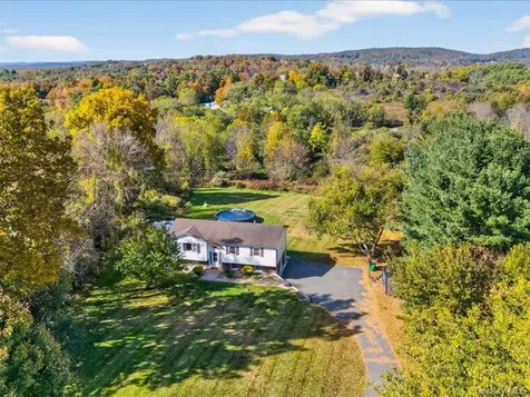 50 Cunningham Lane Poughquag NY 12570