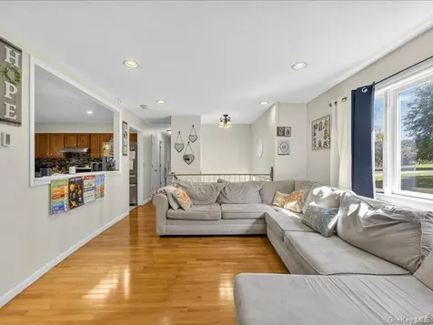 50 Cunningham Lane Poughquag NY 12570