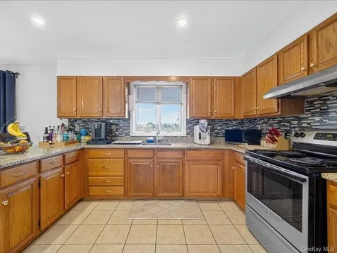 50 Cunningham Lane Poughquag NY 12570