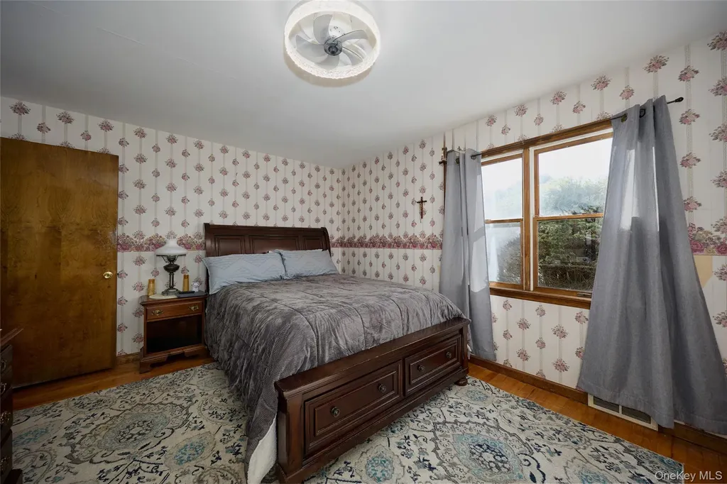 39 Alda Drive Poughkeepsie NY 12603
