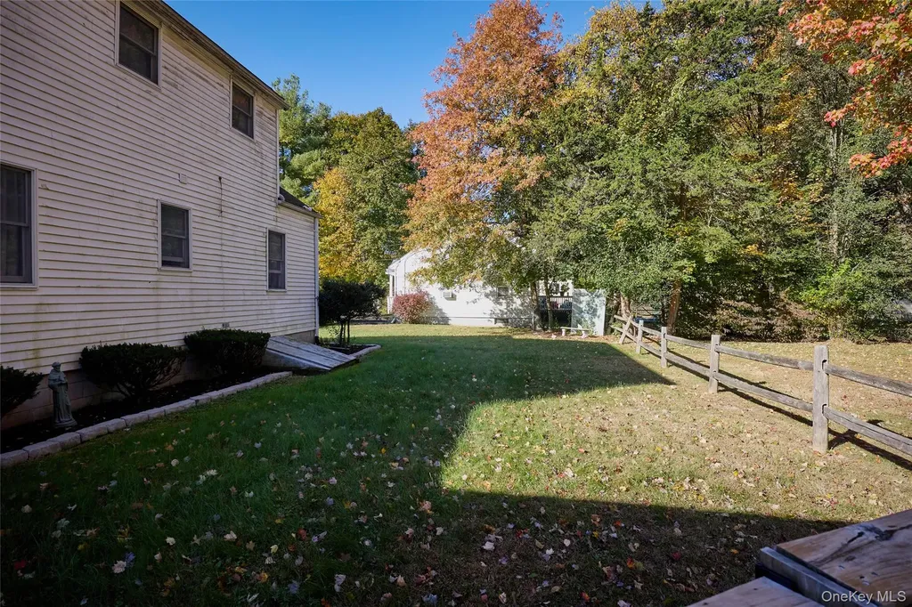 39 Alda Drive Poughkeepsie NY 12603