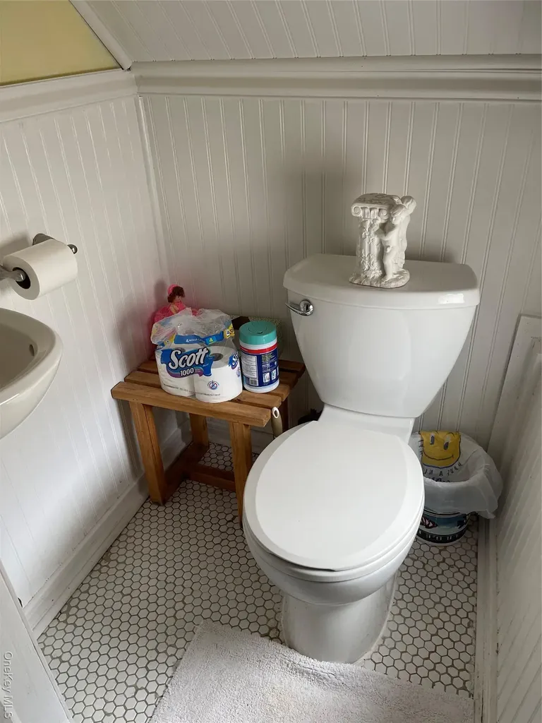 20815 38th Avenue Bayside NY 11361