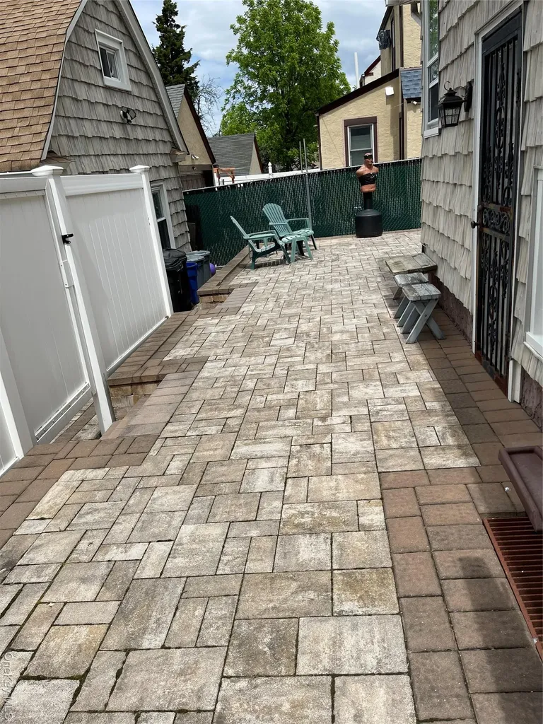 20815 38th Avenue Bayside NY 11361