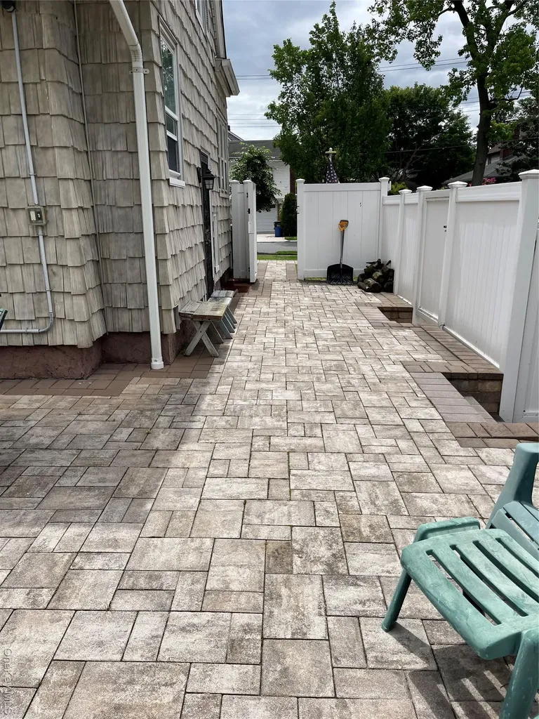 20815 38th Avenue Bayside NY 11361
