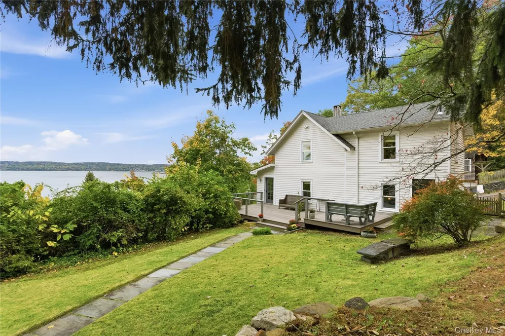 46 Upper Ritie Street Piermont NY 10968