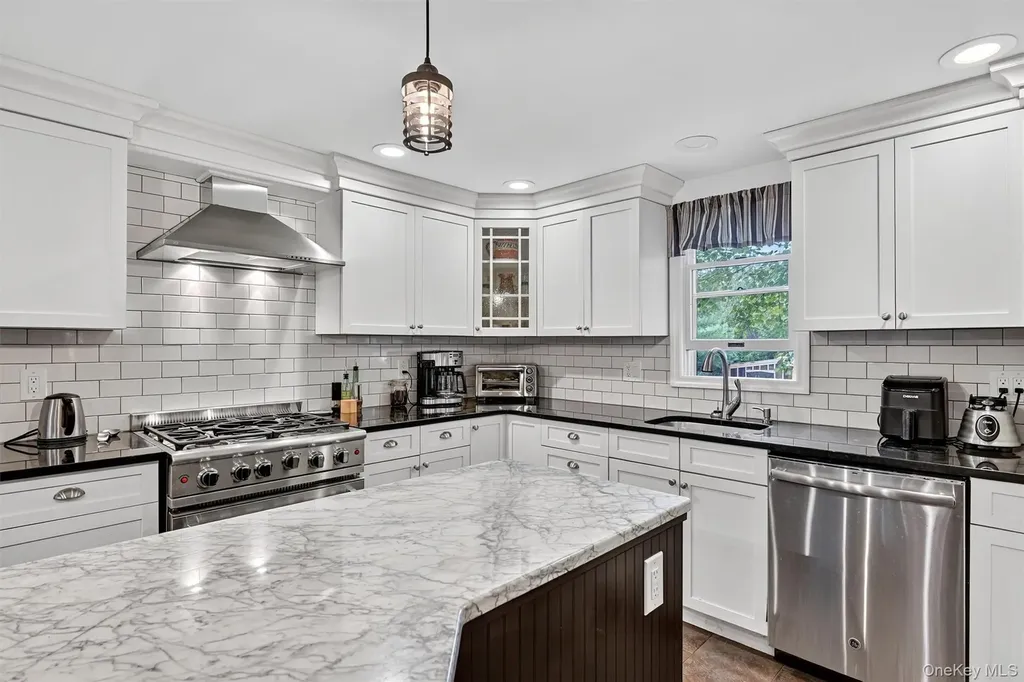 11 Chester Avenue Congers NY 10920