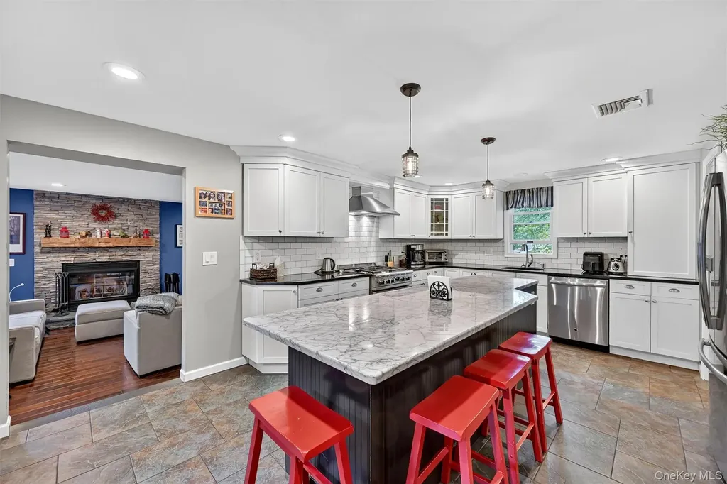 11 Chester Avenue Congers NY 10920