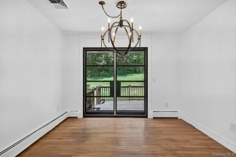 21 Crest Court Hopewell Junction NY 12533