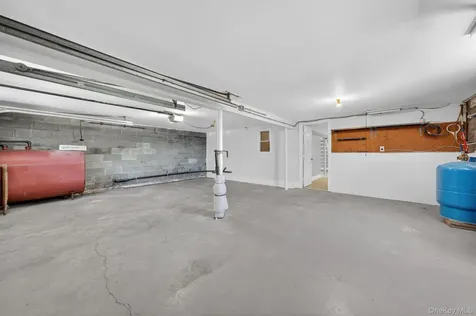 21 Crest Court Hopewell Junction NY 12533