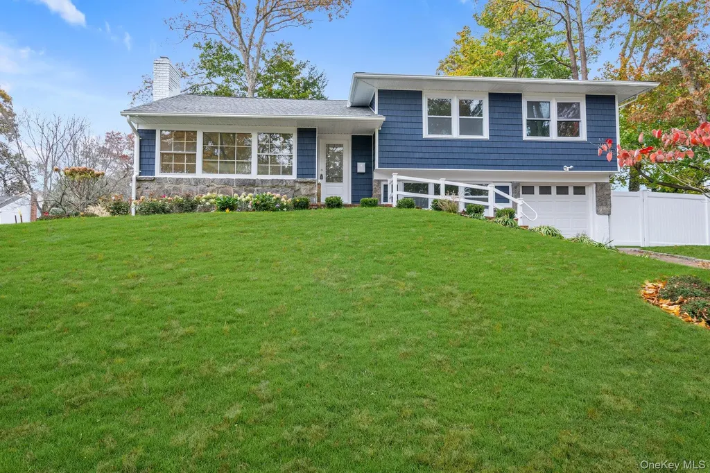 2 Arbor Gate Old Bethpage NY 11804