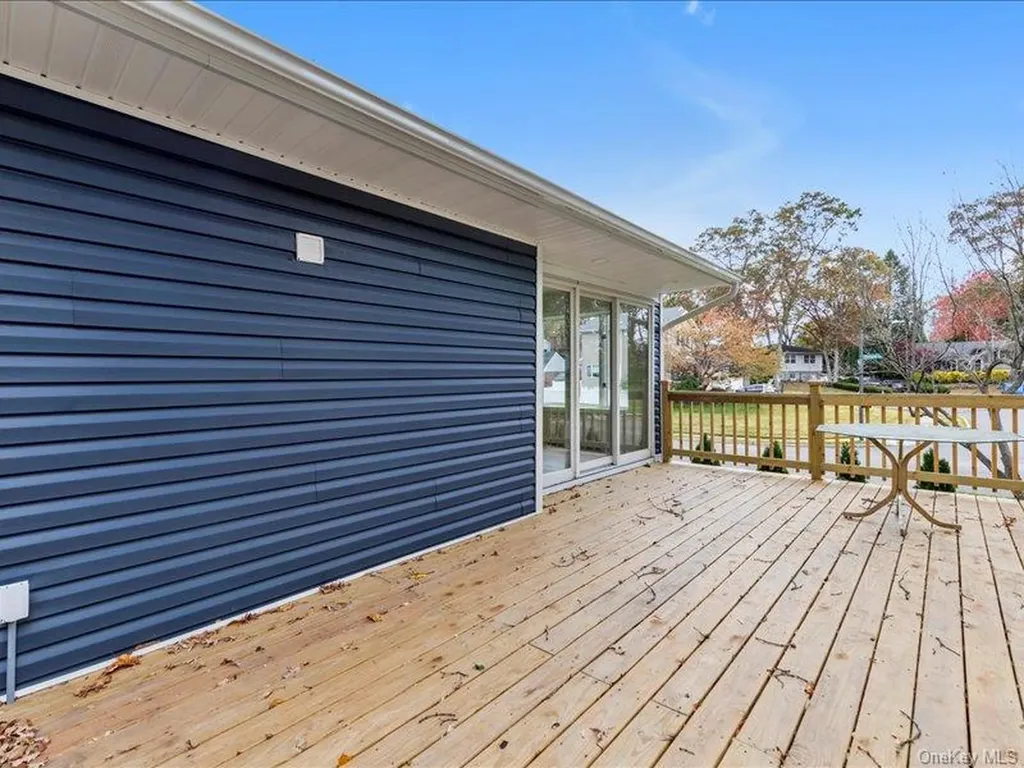 2 Arbor Gate Old Bethpage NY 11804
