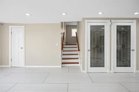 3066 Ann Street Baldwin Harbor NY 11510