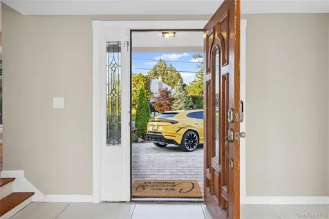 3066 Ann Street Baldwin Harbor NY 11510