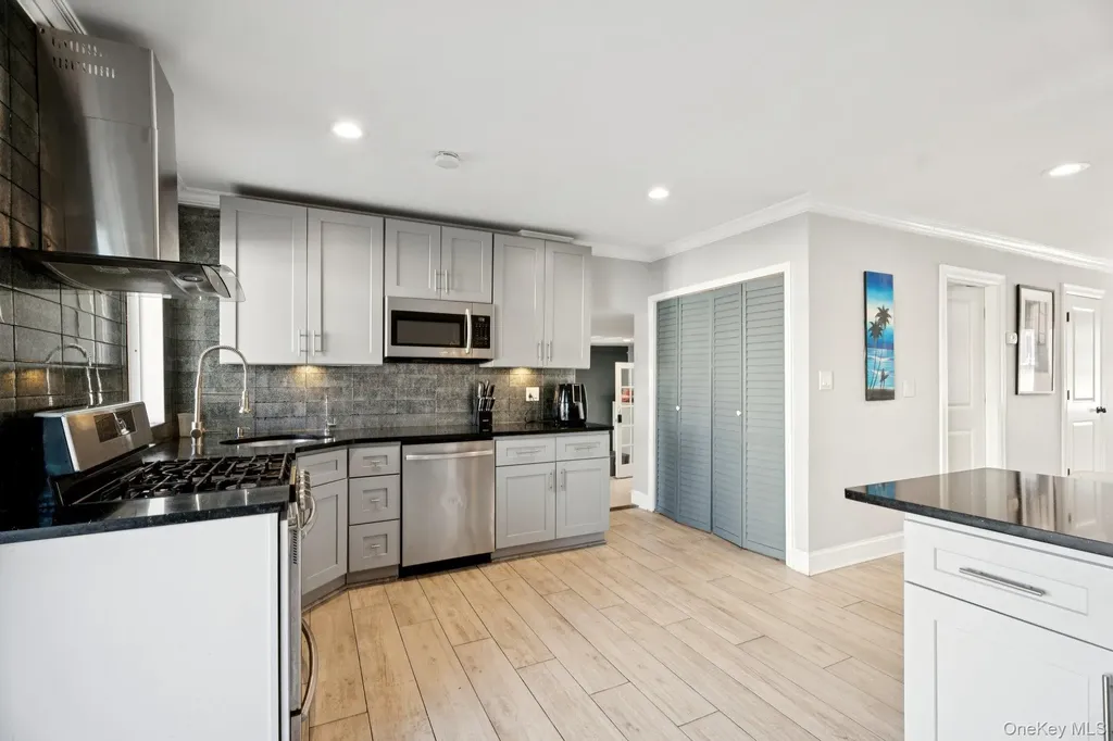 31 Arthur Street Baldwin NY 11510