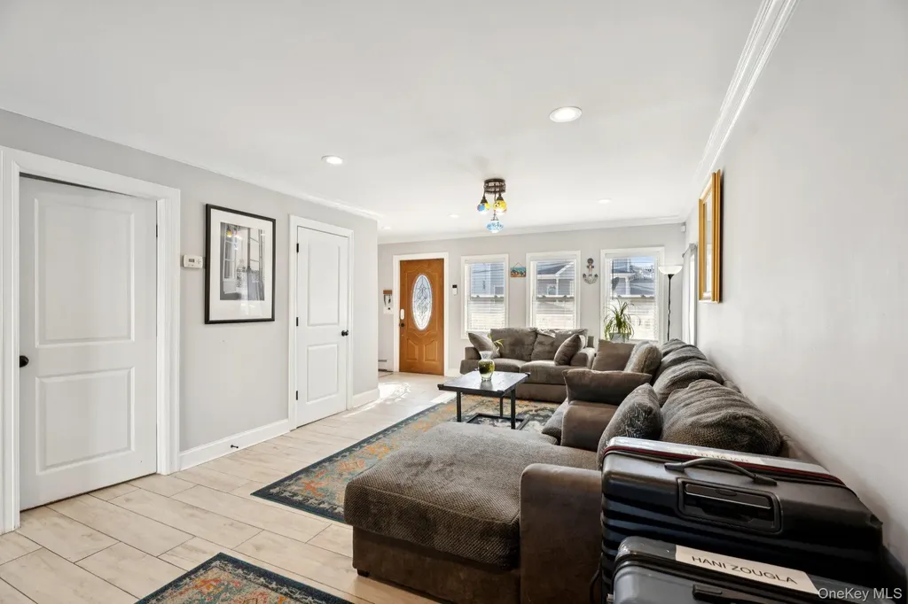 31 Arthur Street Baldwin NY 11510