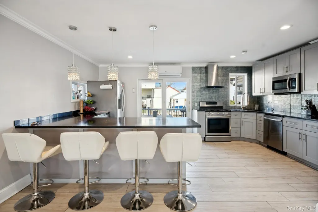 31 Arthur Street Baldwin NY 11510
