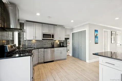 31 Arthur Street Baldwin NY 11510