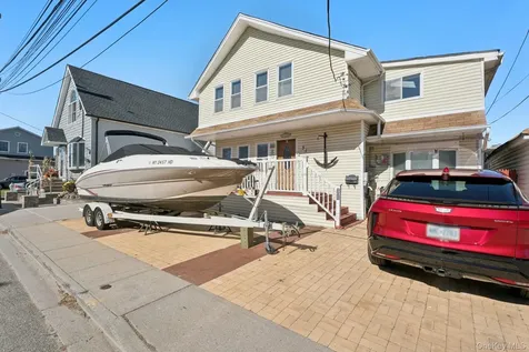 31 Arthur Street Baldwin NY 11510