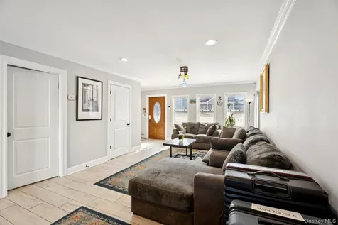 31 Arthur Street Baldwin NY 11510