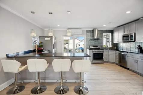 31 Arthur Street Baldwin NY 11510