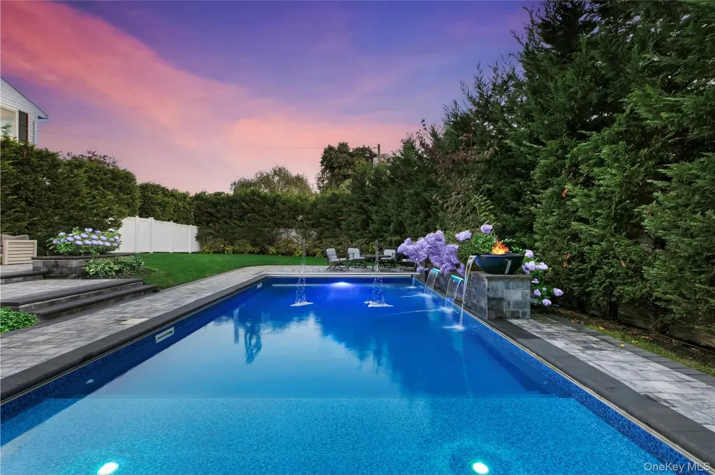 1945 Byron Road Merrick NY 11566