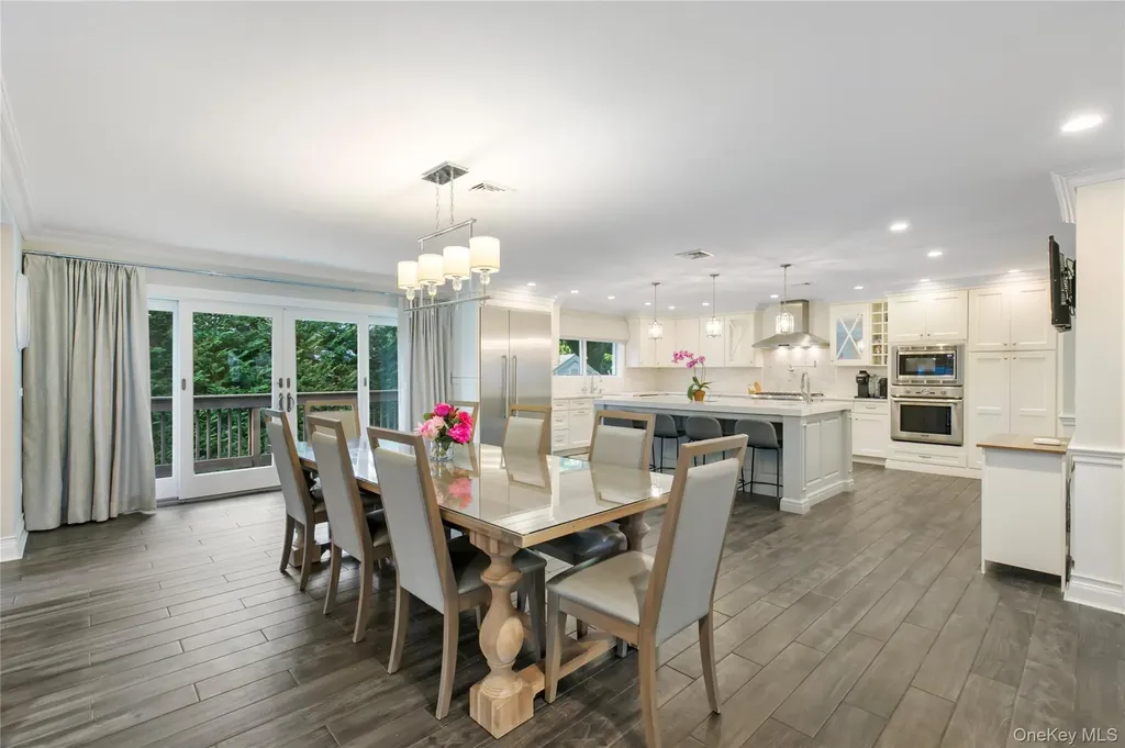 1945 Byron Road Merrick NY 11566