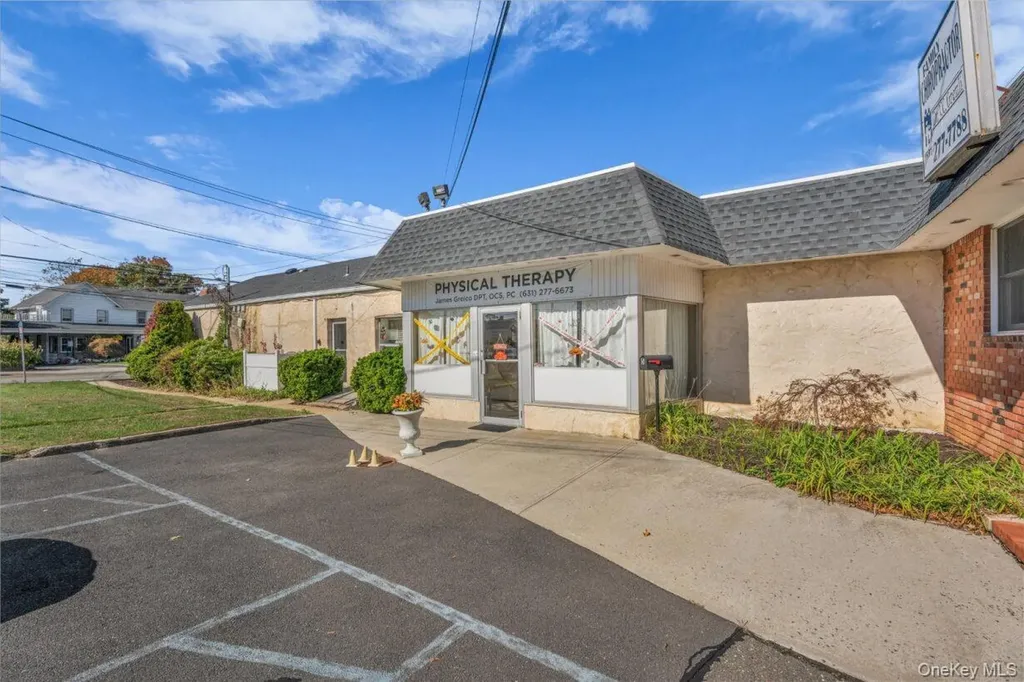 55 Carleton Avenue East Islip NY 11730