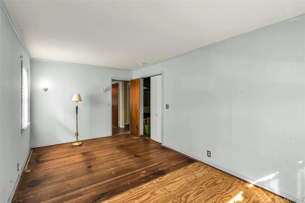 154 Ackerly Street Riverhead NY 11901