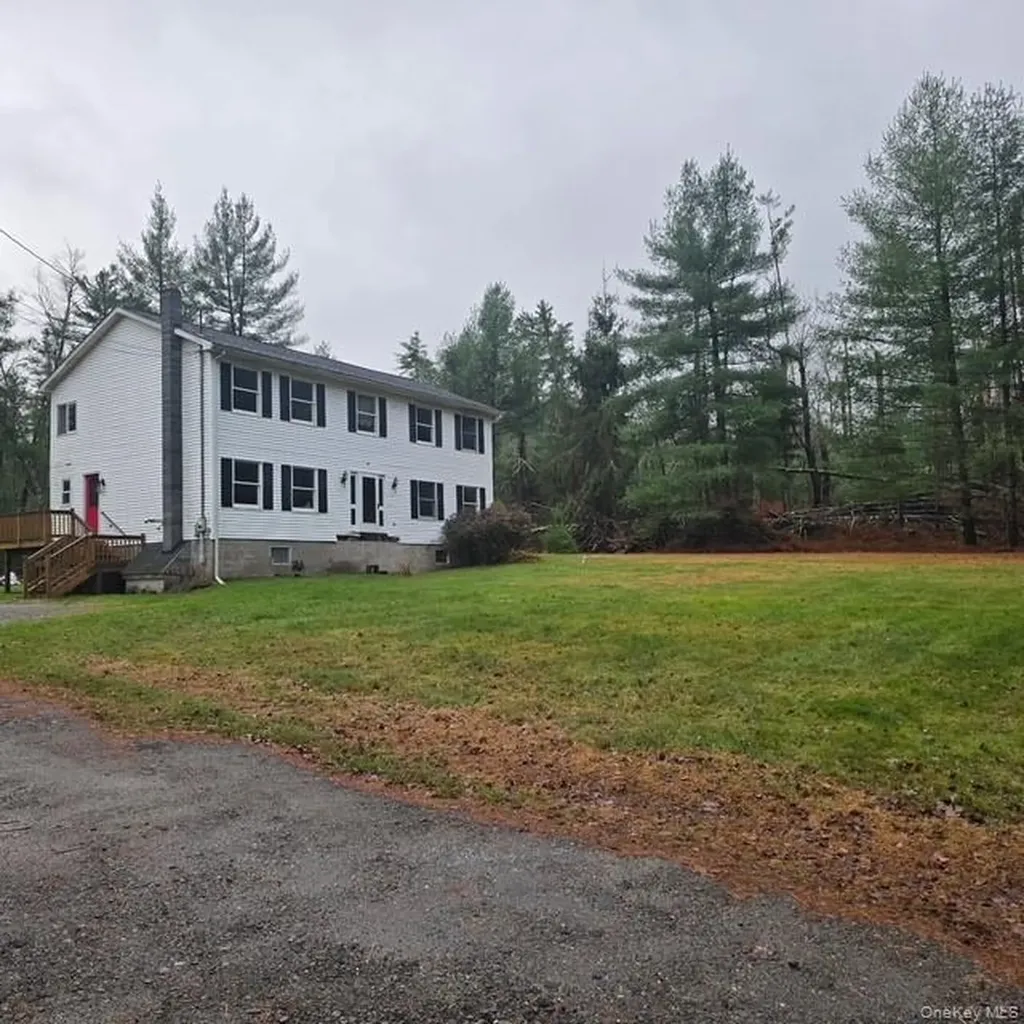 2752 State Route 42 Forestburgh NY 12777