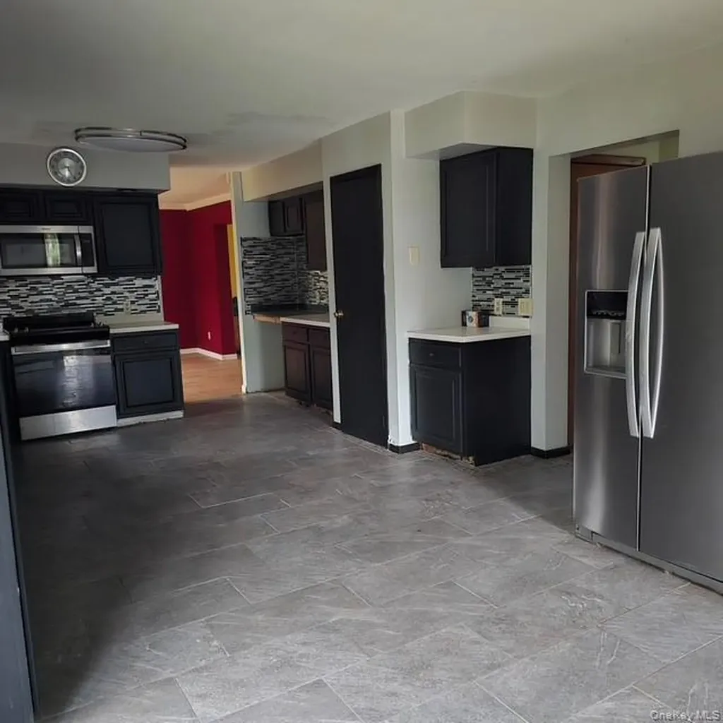 2752 State Route 42 Forestburgh NY 12777