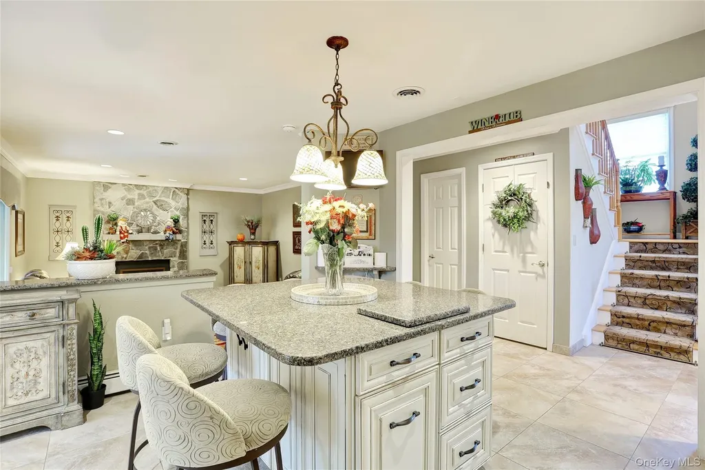 3 Mohawk Court Stony Point NY 10980
