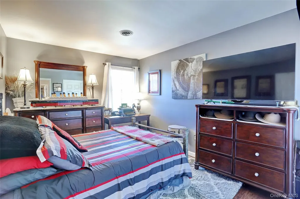 3 Mohawk Court Stony Point NY 10980