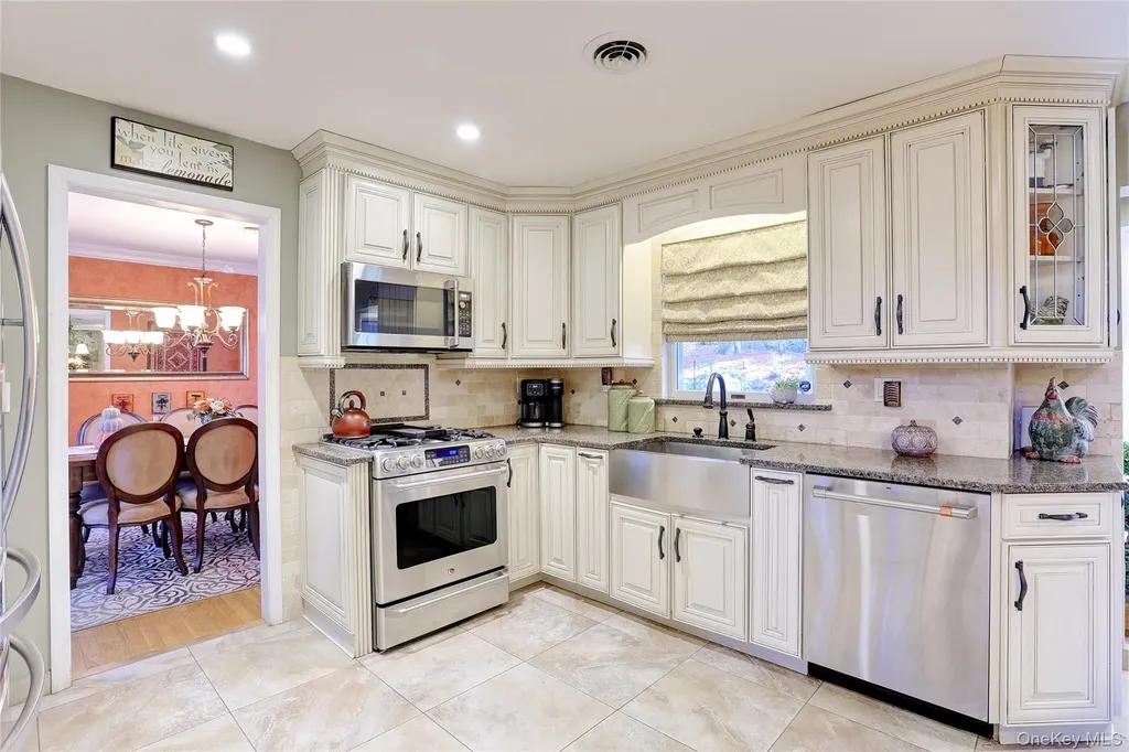 3 Mohawk Court Stony Point NY 10980