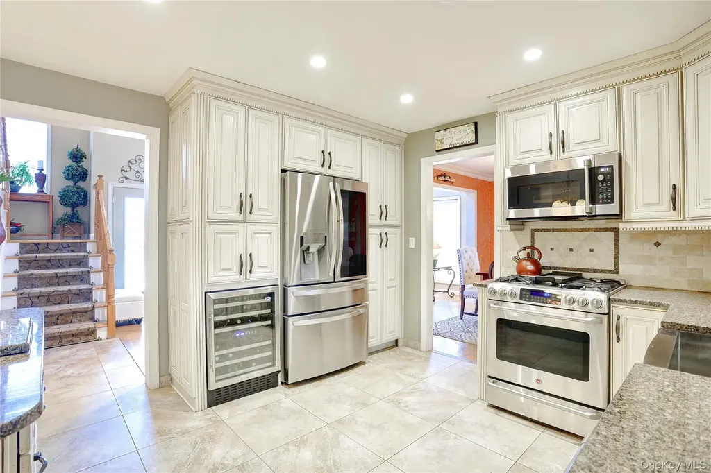 3 Mohawk Court Stony Point NY 10980