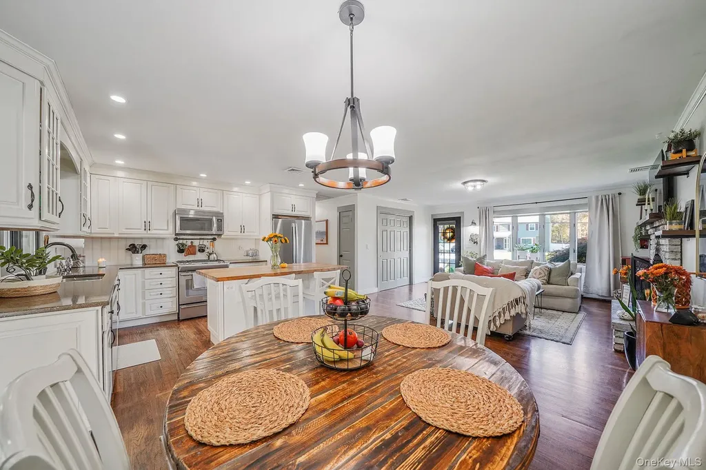 243 Robinson Avenue East Patchogue NY 11772