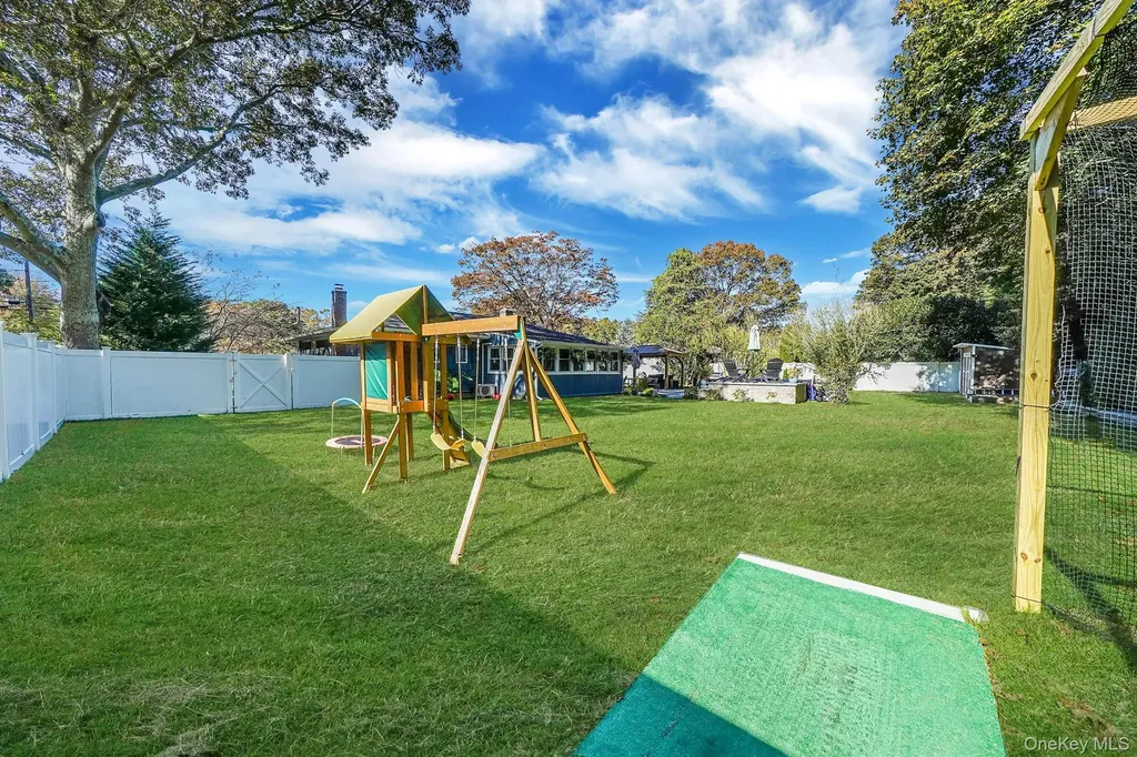 243 Robinson Avenue East Patchogue NY 11772