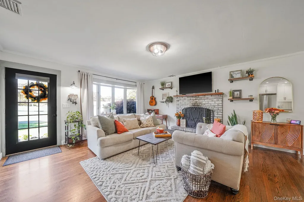 243 Robinson Avenue East Patchogue NY 11772