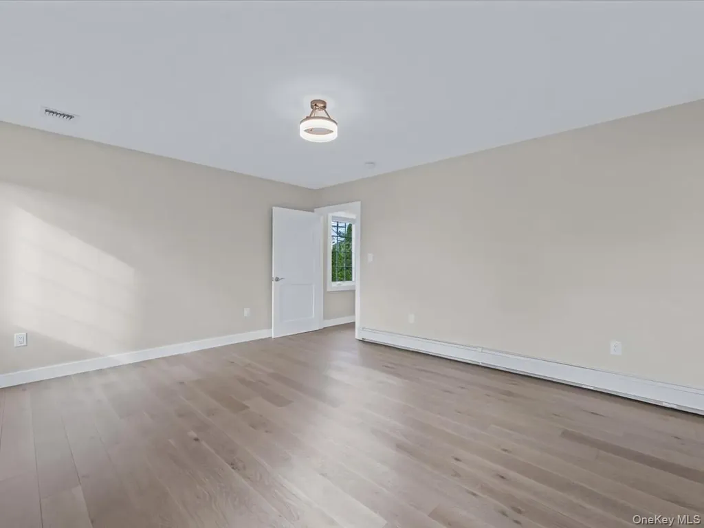 111 Celler Avenue New Hyde Park NY 11040