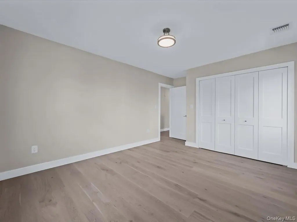 111 Celler Avenue New Hyde Park NY 11040