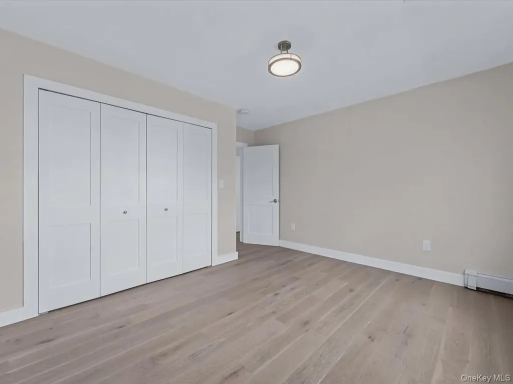 111 Celler Avenue New Hyde Park NY 11040