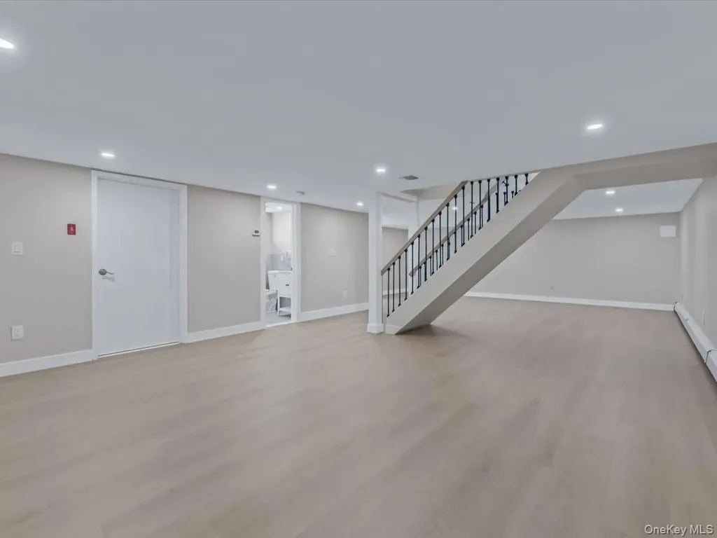 111 Celler Avenue New Hyde Park NY 11040