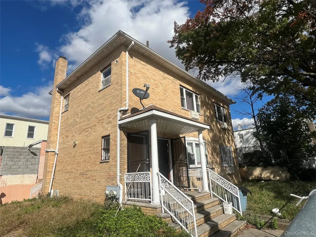 9415 Atlantic Avenue Woodhaven NY 11421