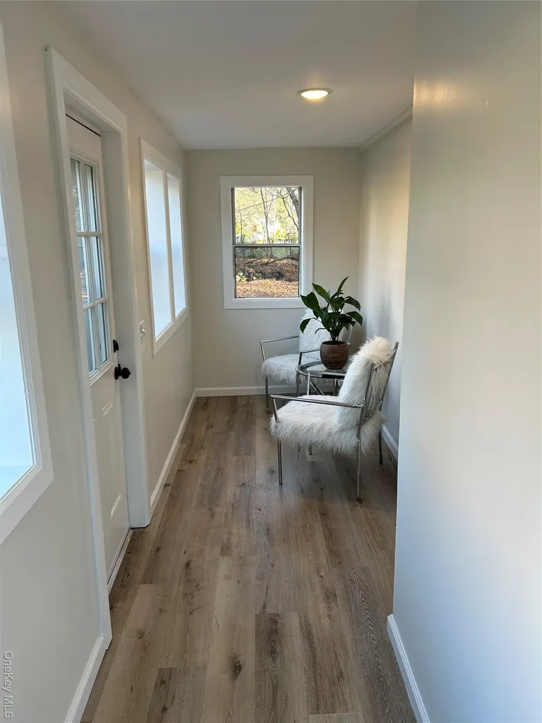 55 Peenpack Trail Huguenot NY 12746