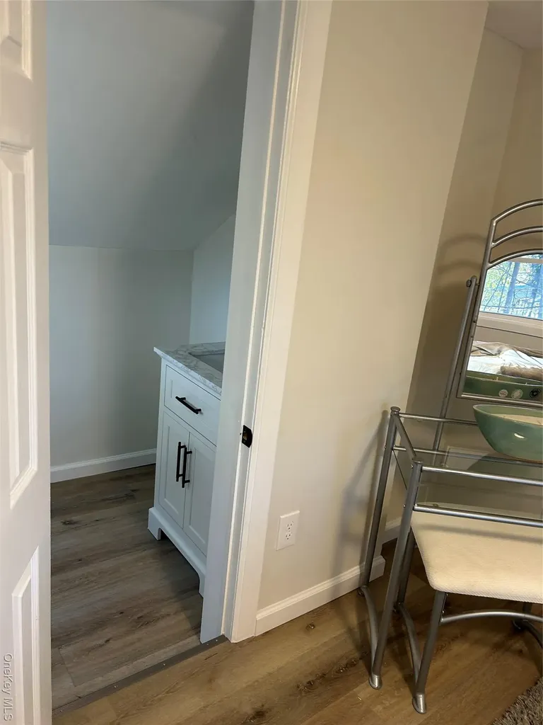 55 Peenpack Trail Huguenot NY 12746