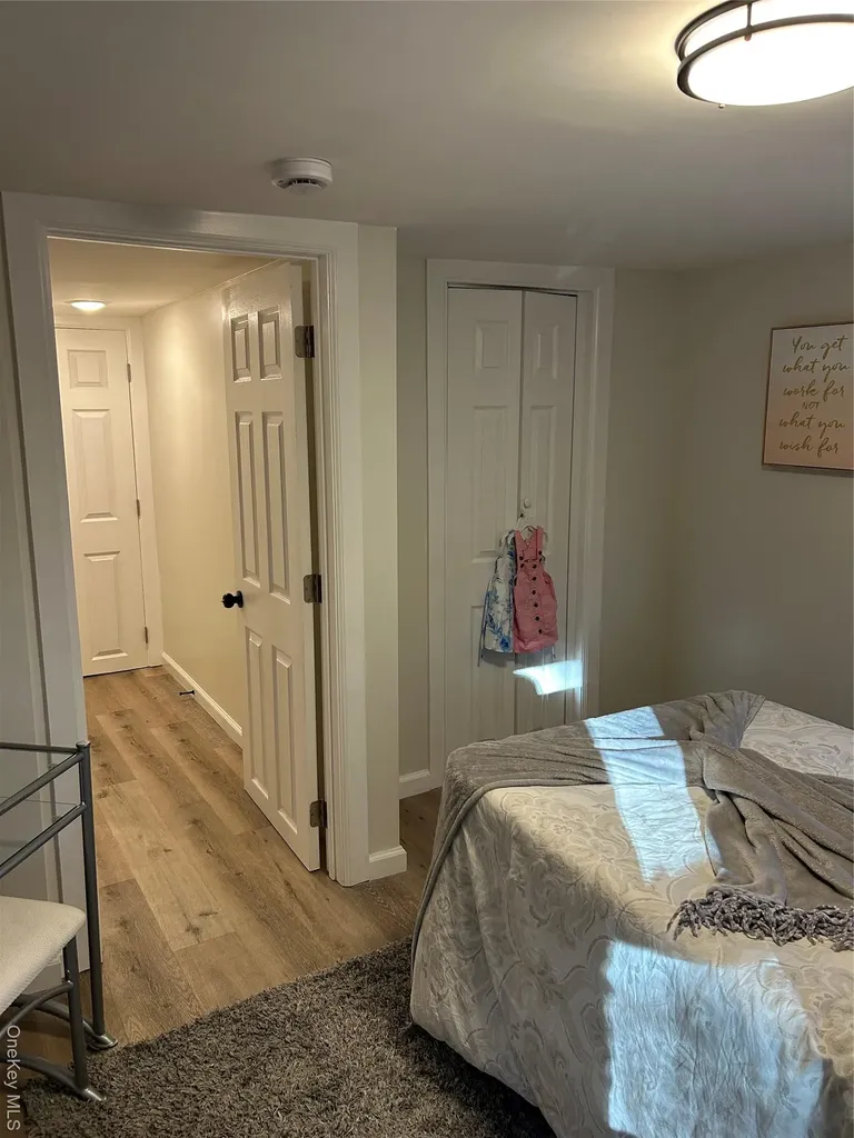 55 Peenpack Trail Huguenot NY 12746