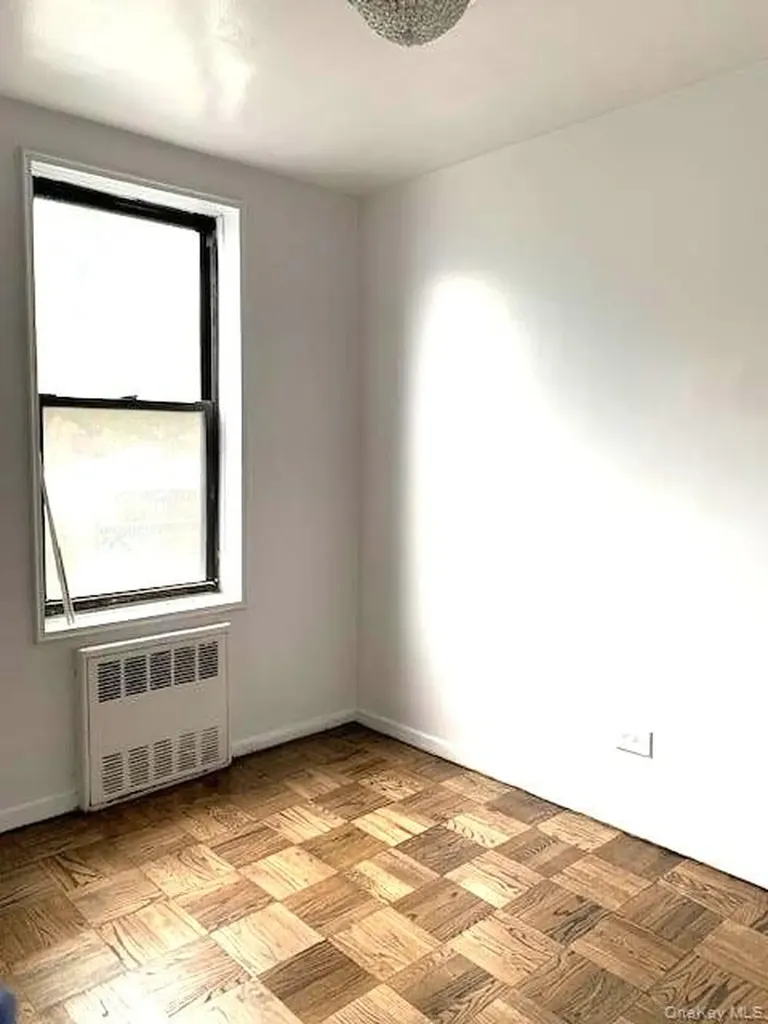 92-29 Lamont Avenue Elmhurst NY 11373