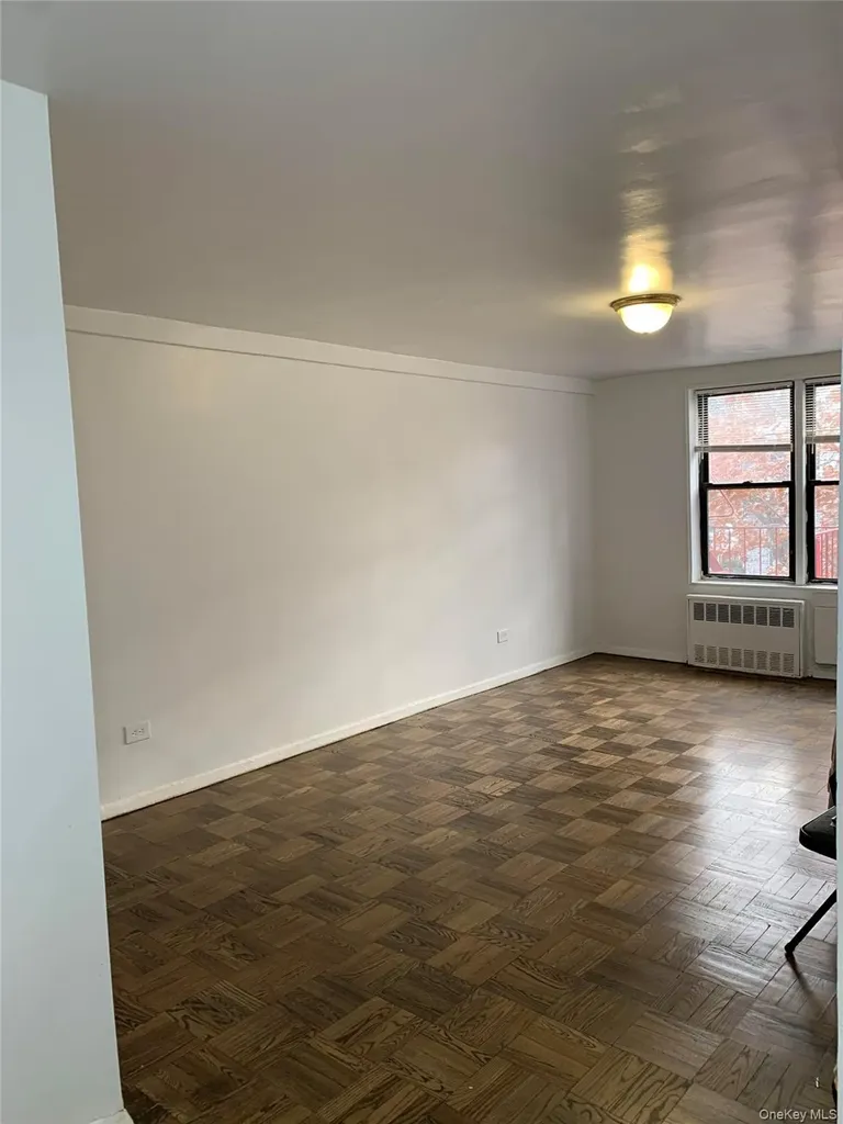 92-29 Lamont Avenue Elmhurst NY 11373